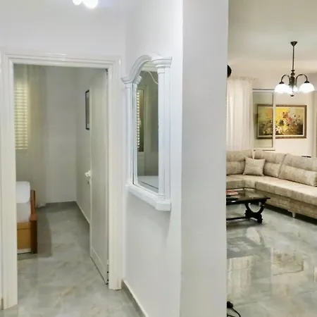 Apartment With Enchanting Garden Golem (Tirana)